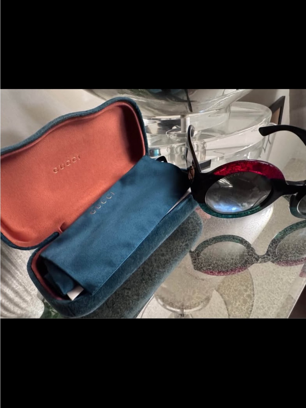 Authentic Gucci Round Glitter Frame Sunglasses in Red and Green - Picture 4 of 5